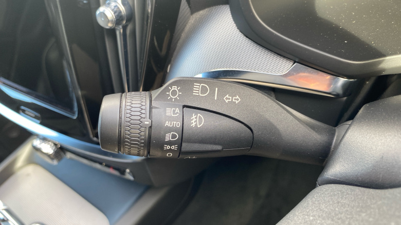 Volvo V60 2.0 B3P R DESIGN 5dr Auto [7 speed] Petrol Estate